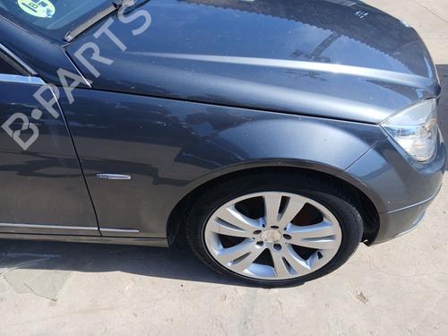 Used Right front fenders Right front fenders 35785739 35785739