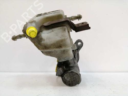 Used Brake master cylinder Brake master cylinder CITROËN C4 Picasso II 1.6 BlueHDi 120 (120 hp) 8247606 8247606