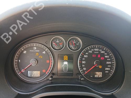 Cockpit Cockpit AUDI A3 Sportback (8PA) 1.6 TDI (105 hp) 34693669 34693669
