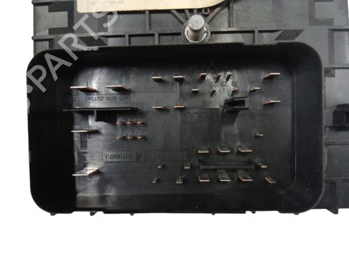 Fuse box VW CADDY III Box Body/MPV (2KA, 2KH, 2CA, 2CH) 1.9 TDI | BP20506745E1 