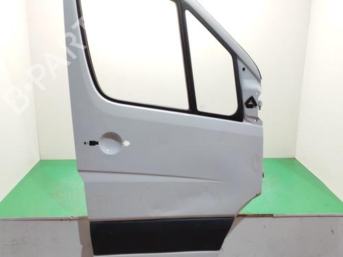 Used Right front door MERCEDES-BENZ SPRINTER 3-t Van (B906) 200 Kompressor (171.442) (163 hp) 16480782
