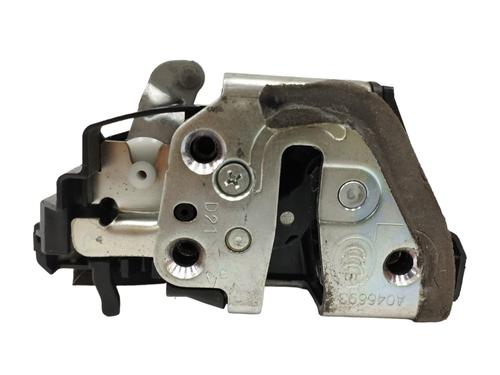 Rear left lock TOYOTA COROLLA Saloon (_E15_)  6906042021