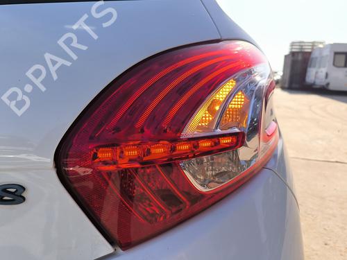Used Right taillight Right taillight PEUGEOT 208 I (CA_, CC_) 1.2 VTI 82 (82 hp) 33660713 33660713