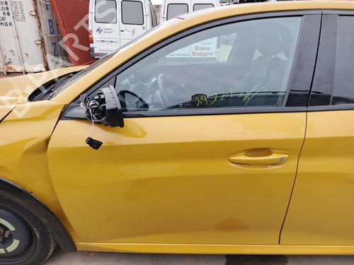 Used Left front door Left front door PEUGEOT 208 II (UB_, UP_, UW_, UJ_) 1.2 PureTech 100 (101 hp) 33873073 33873073