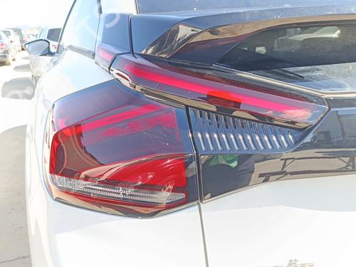 left-taillight-citroen-c4-iii-ba_-bb_-bc_-2020-33799647 main image