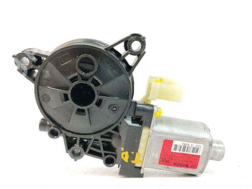 Used Right rear window motor KIA CEED Sportswagon (CD) 1.0 T-GDI (120 hp) 10118797