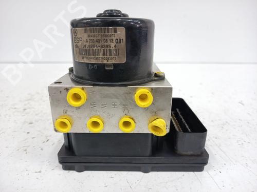 Used ABS pump ABS pump MERCEDES-BENZ C-CLASS Coupe (CL203) C 220 CDI (203.706) (143 hp) 34139457 34139457