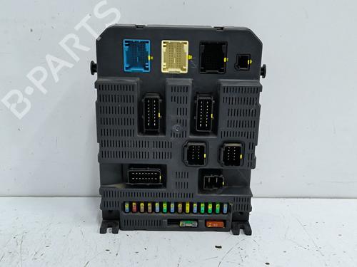 Used Fuse box Fuse box PEUGEOT 308 I (4A_, 4C_) 1.6 16V (120 hp) 35723964 35723964