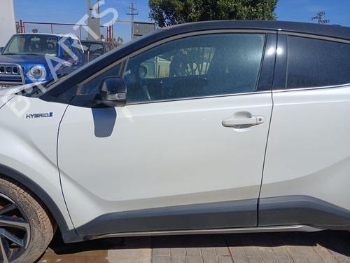 left-front-door-toyota-c-hr-_x1_-2016-33605939 main image