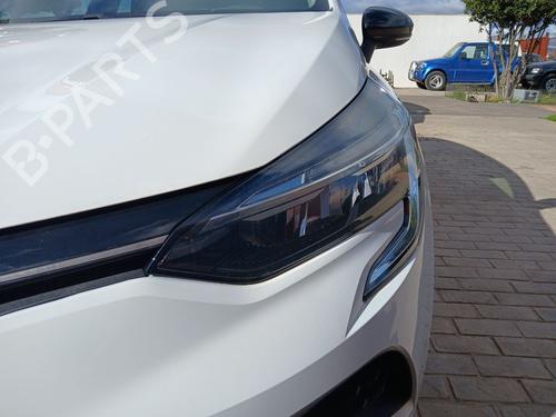 Used Left headlight RENAULT CLIO V (B7_) 1.5 Blue dCi 100 (B7AD) (101 hp) 32844390