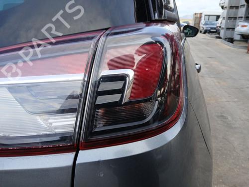 Feu arrière droit OPEL CROSSLAND X / CROSSLAND (P17, P2QO) 1.2 (75) (110 hp) 31916843