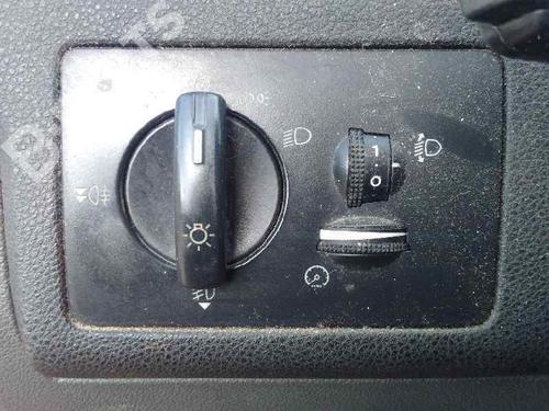 Fuse box FORD FOCUS II (DA_, HCP, DP) 1.6 | BP3428688E1 