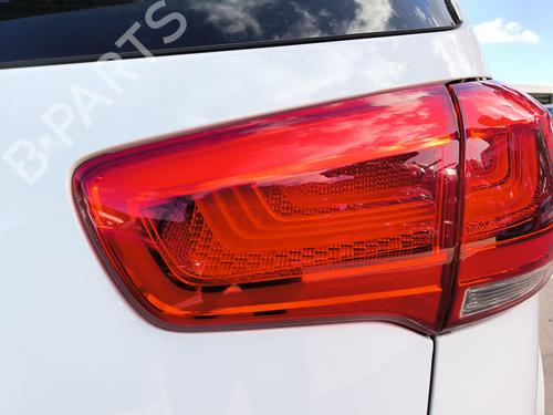 Feu de coffre droit KIA SPORTAGE IV (QL, QLE) 1.7 CRDi (116 hp) 31893900