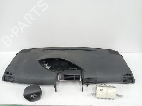 Tablier Tablier TOYOTA VERSO (_R2_) 2.0 D-4D (AUR20_, AUR20R) (126 hp) 33941224 33941224