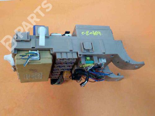 Fuse box TOYOTA COROLLA Verso (_E12_)  | BP270806E1 