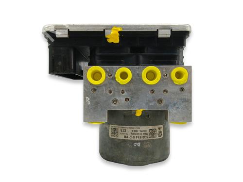 Used ABS pump SEAT LEON ST (5F8) 2.0 TDI (150 hp) 17833614