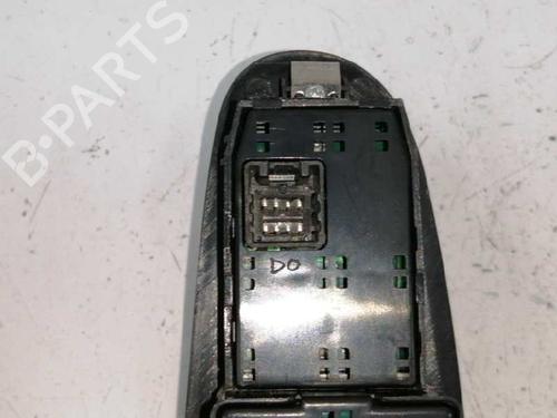 Left front window switch HYUNDAI ELANTRA III (XD) 2.0 CRDi | BP8298705I27 