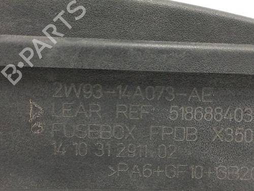 Fuse box JAGUAR XJ (X350, X358) 4.2 | BP16426964E1