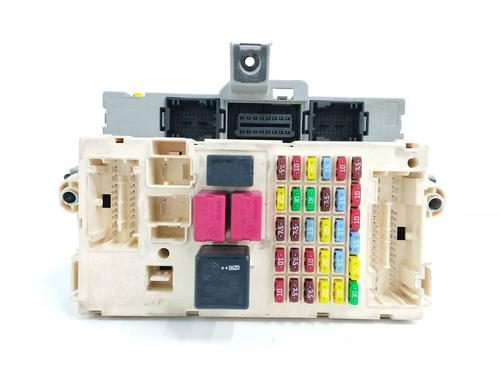 Used Fuse box ALFA ROMEO 147 (937_) 1.6 16V T.SPARK ECO (937.AXA1A, 937.BXA1A) (105 hp) 10696157