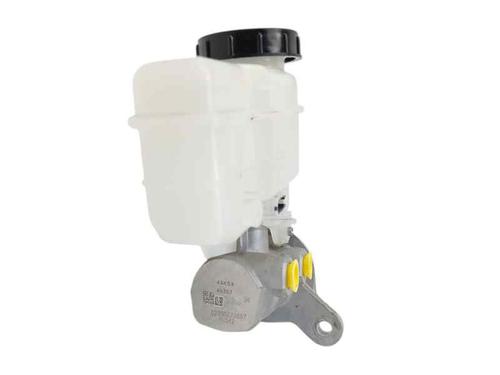 Used Brake master cylinder INFINITI Q50 50 D (170 hp) 26613143