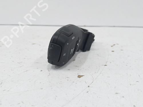 Steering wheel controls PEUGEOT 3008 II SUV (MC_, MR_, MJ_, M4_) Hybrid | BP29924478E15