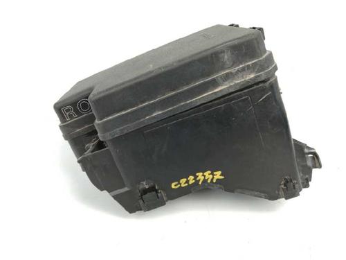 Used Fuse box Fuse box 8166340 8166340