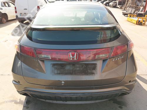 Rear center light HONDA CIVIC VIII Hatchback (FN, FK) 2.2 CTDi (FK3) | BP27199352I39 