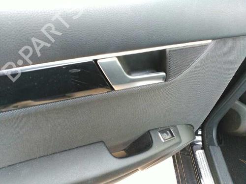 Rear center seatbelt MERCEDES-BENZ C-CLASS (W204)  | BP8721366I27 