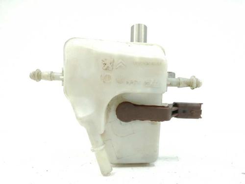 Brake master cylinder CITROËN C4 Picasso II 1.2 THP 130 | BP9309239M77