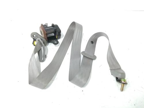 Used Rear right seatbelt KIA SORENTO I (JC) 2.5 CRDi 4WD (140 hp) 12426645