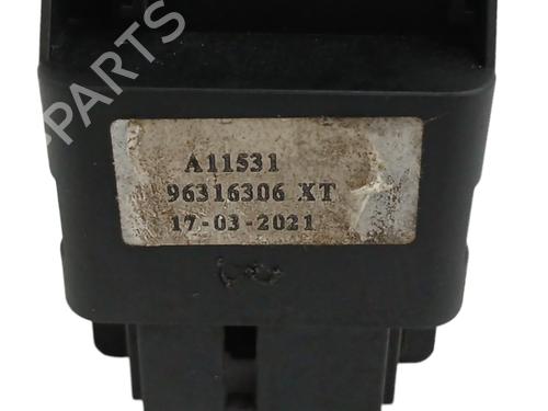 Left front window switch MICROCAR DUE  | BP18547581I27 
