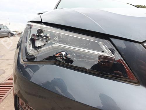 Faro derecho SEAT ATECA (KH7, KHP) 1.4 TSI (150 hp) 32124898