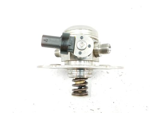 Used Fuel pump BMW 4 Convertible (F33, F83) 420 i (184 hp) 11356093