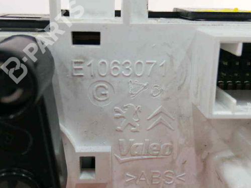 Climate control PEUGEOT 208 I (CA_, CC_) 1.6 BlueHDi 100 | BP10000378I5 