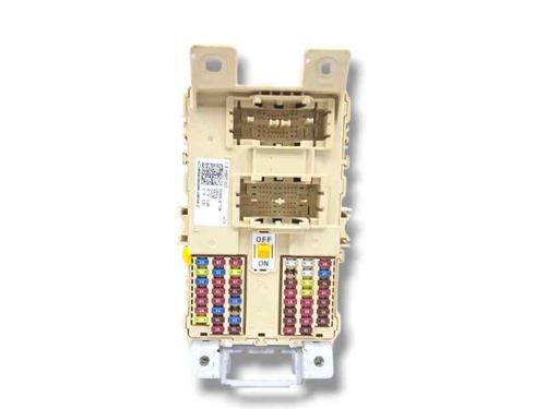 Used Fuse box HYUNDAI i10 III (AC3, AI3) 1.2 MPi (84 hp) 23960324