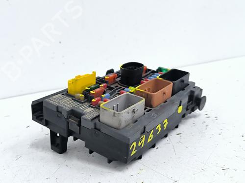 Fuse box CITROËN C5 III (RD_) 1.6 HDi 110 (RD9HZC) | BP40035891E1 - Image 3