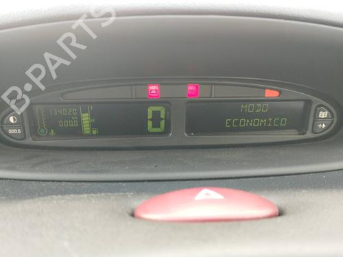 Fuse box CITROËN XSARA PICASSO (N68) 1.6 16V | BP18334475E1