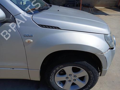 Used Right front fenders Right front fenders SUZUKI GRAND VITARA II (JT, TE, TD) 1.9 DDiS All-wheel Drive (JT419, TD44, JB419WD, JB419XD,... (129 hp) 35931886 35931886
