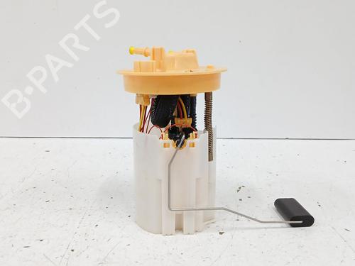 Used Fuel pump FORD TRANSIT COURIER B460 Box Body/MPV 1.5 EcoBlue (100 hp) 30303015