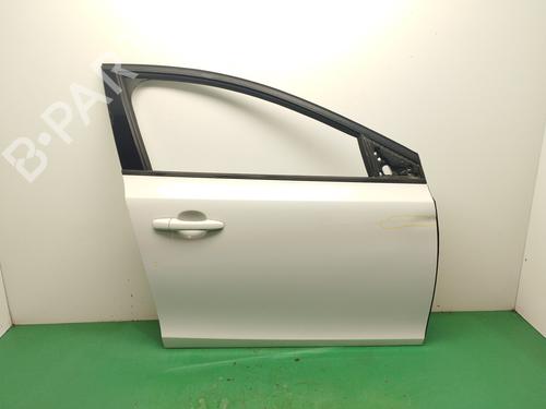 Used Right front door VOLVO V40 Hatchback (525) [2012-2019]  17480544
