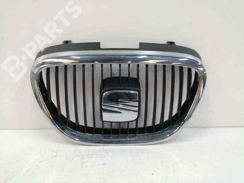 Used Front grille Front grille SEAT ALTEA XL (5P5, 5P8) 2.0 TDI (140 hp) 8179474 8179474