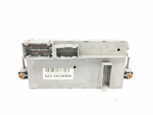 Fuse box FIAT CROMA (194_) 1.9 D Multijet (194AXC1B, 194AXC12) | BP11054604E1 