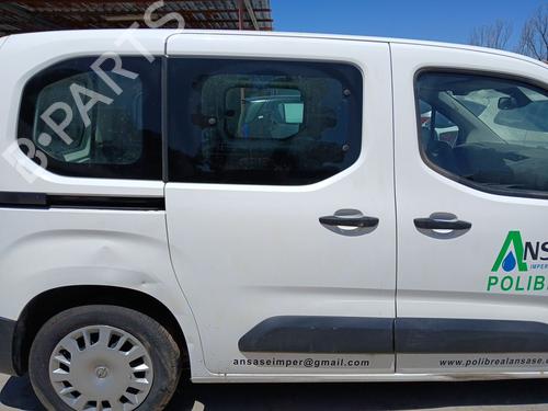 Porta lateral/correr direita Porta lateral/correr direita OPEL COMBO E Tour / Life (K9) 1.5 (131 hp) 36121601 36121601