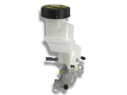Brake master cylinder MERCEDES-BENZ GLA-CLASS (X156) GLA 200 CDI / d (156.908) A2464300202