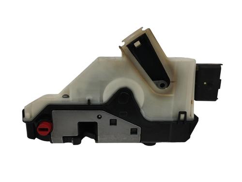 Rear left lock PEUGEOT 2008 I (CU_) 1.2 THP 110 / PureTech 110 | BP15664674C100 