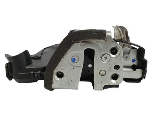 Højre fortil lås TOYOTA AVENSIS Saloon (_T27_) 1.8 VVT-i (ZRT271_, ZRT271R) (147 hp) 18020713