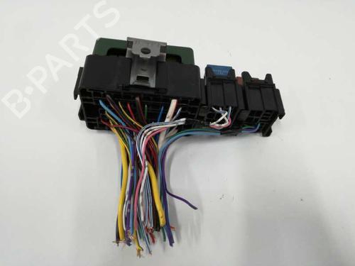 Fuse box PEUGEOT 206 Hatchback (2A/C) 1.4 HDi | BP8166099E1