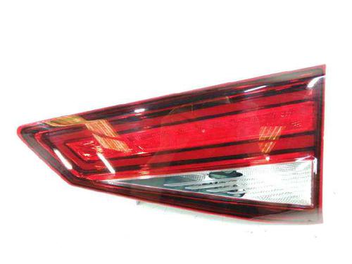 right-tailgate-light-seat-ateca-kh7-khp-15-tsi-575945308d-2016-9398781 main image