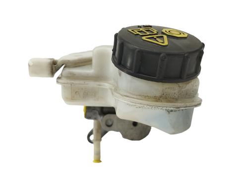 Used Brake master cylinder VOLVO V40 Hatchback (525) [2012-2019]  13942415