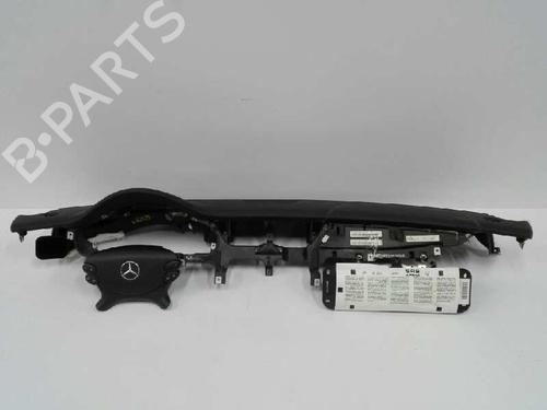 Tableau de bord MERCEDES-BENZ CLS (C219) CLS 350 (219.356) (272 hp) 5275735